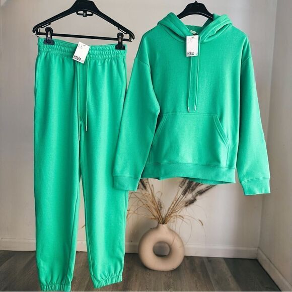H&M Sweatshirt Hoodie and Sweatpants Joggers New Set Co-Ord Small - Picture 1 of 4